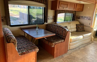 2010 Damon Daybreak 35BD