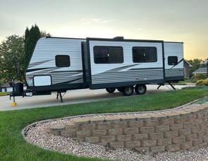 Dutchmen RV Coleman Lantern Series 295QB