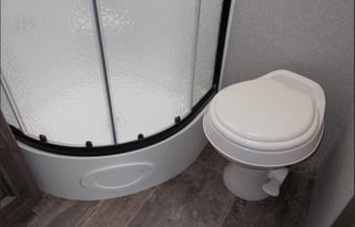 Lake Site Camping Passport 2520RL