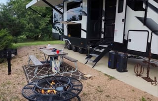 2021 Dutchmen RV Voltage 3915