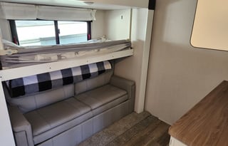 2022 Prime Time RV Crusader 382MBH delivery only