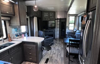 Luxury Road Warrior w/side porch!