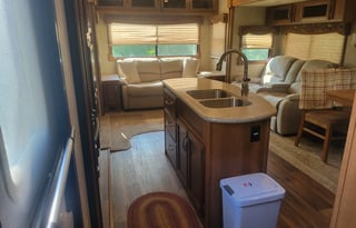 2015 Prime Time RV Crusader 295RST