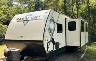 Family Dream Getaway Camper *DELIVERY ONLY*