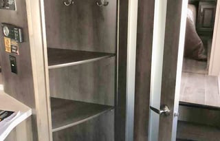 2019 Dutchman Voltage 3605