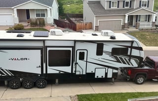 2022 Alliance RV Valor 42V13