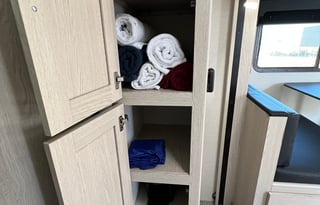 2022 Coachmen- Lightweight, Quick Set Up & Stocked