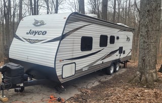 2019 Jayco Jayflight - Fully Stocked and Pet Free