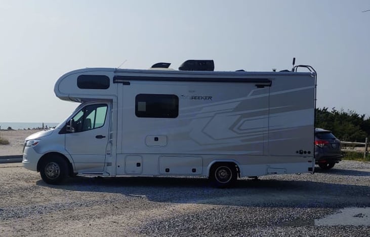 Sojourn at the beach! Nimble. Easily fits into most parking lots.