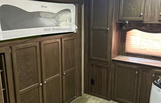 2016 KZ Sportsmen S331BHK