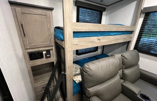 Modern Bunk House, Kid/Pet Approved