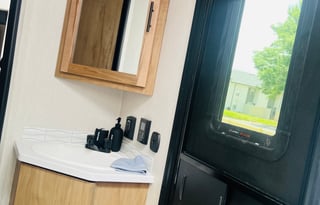 Tennessee Glamping!**FULLY LOADED***