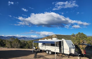 Ready for Fun! 26' Rockwood Ultralite- sleeps 5-6