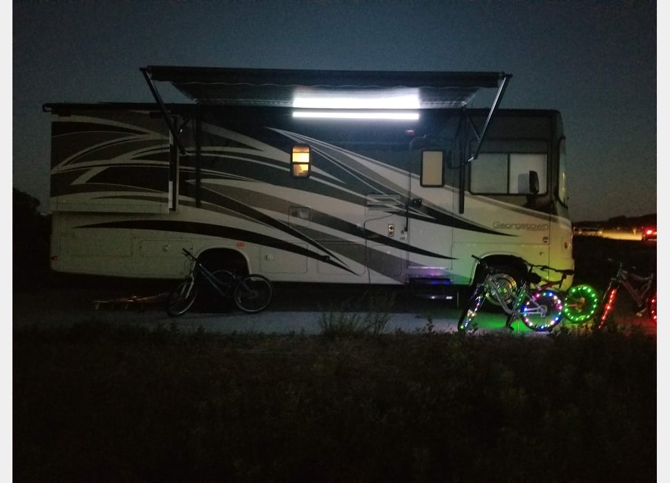 Class A Motor Home rentals in Friendsville