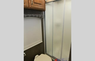 2018 Thor Motor Coach Miramar 37.1