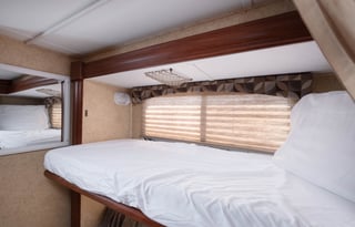 The Deca-Nomad TribeWagon: Climate Comfortable!