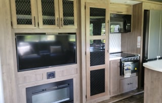 Bunkhouse Camper Rental!