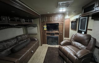 2015 Dutchmen RV Denali 289RK