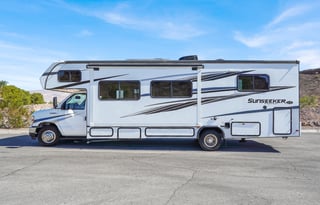 Gently Used Spacious 2023 Forest River Sunseeker