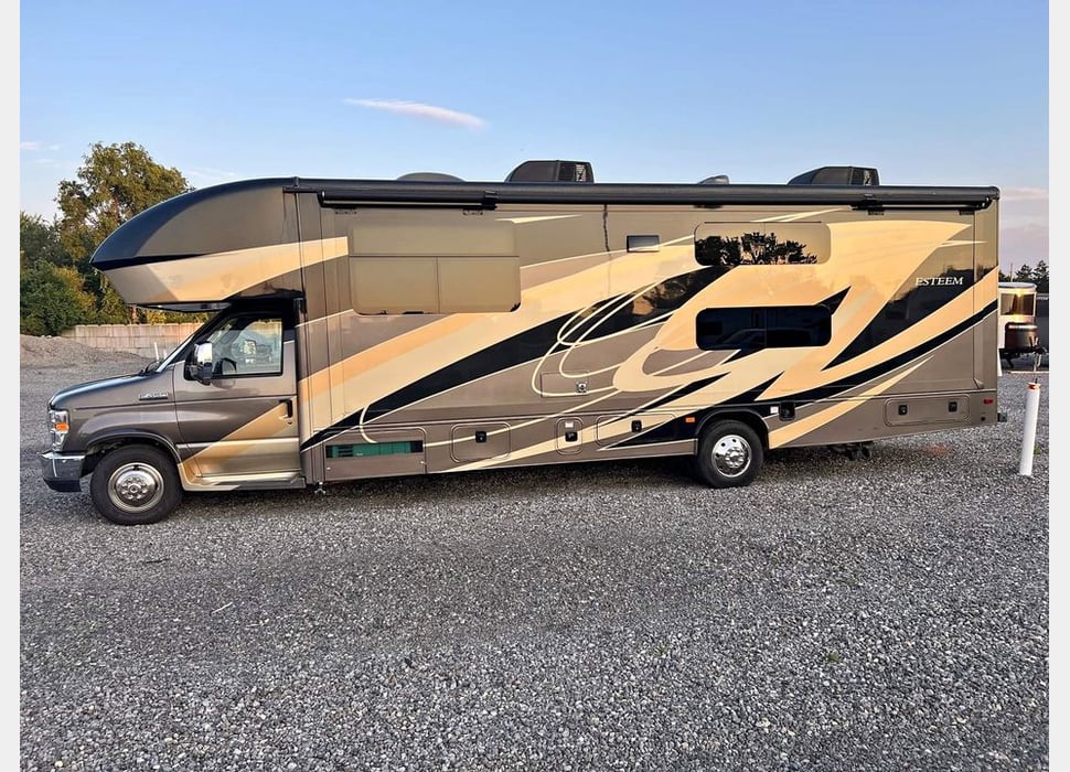 Class C Motor Home rentals in Brighton