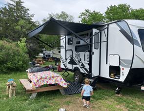 Dutchmen RV Coleman Rubicon 1708BH