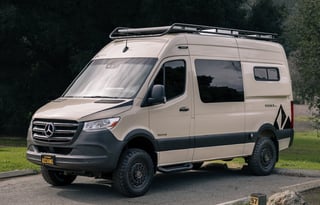 “La Explora” LUXURY Mercedes Sprinter4x4 Campervan