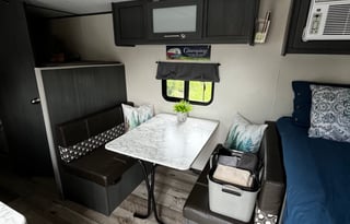 Montague RV Rental ~NO HIDDEN FEES