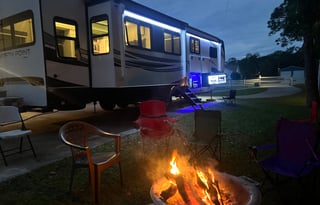 Family Camper:Sleeps 8/2Bed Rm/3Beds & Delivered