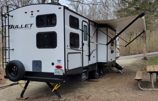 2023 Keystone Bullet Ultra Lite 330BHS