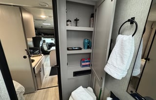 2025 28ft Coachmen 26DS - Sleeps 6