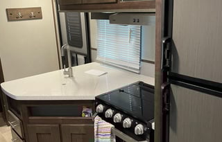 2020 Cruiser Radiance Ultra Lite 26BH