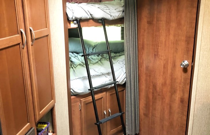 Double bunk beds