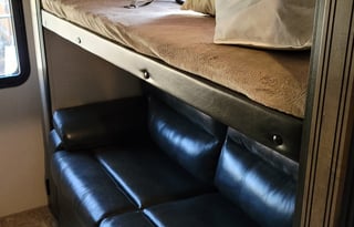 2019 KZ Durango 1500 D292BHT