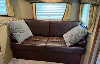 ***Delivery Only - Keystone Outback UL 276UBH