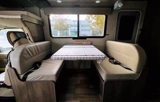 2020 Winnebago Spirit 25B
