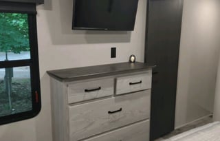 2022 Keystone RV Montana HM331RL22