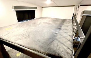 2024 Keystone Cougar | Sleeps 9 | Family RV