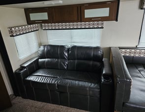 Prime Time RV Avenger ATI 27DBS