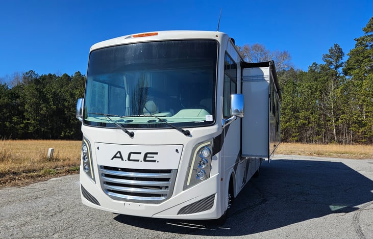 Experience the spacious luxury of the 2024 Thor A.C.E. 32B with its extended left slide-out, offering unmatched room for living, dining, and relaxation on the road.