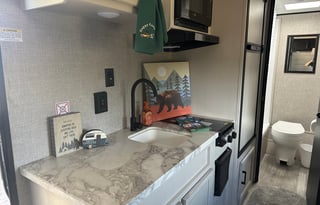 2023 Jayco – Sleeps 5 | Delivery | Pet Friendly