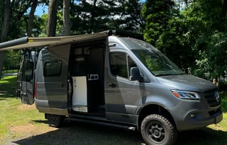 2023 Winnebago Revel 44E 4X4