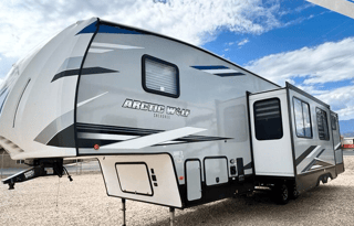 2021 Forest River RV Cherokee Arctic Wolf 321BH