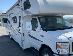 Thor Motor Coach Four Winds 31L