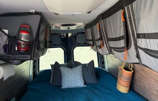“Big Blue” 2016 Lifted 4x4 Mercedes Sprinter 2500