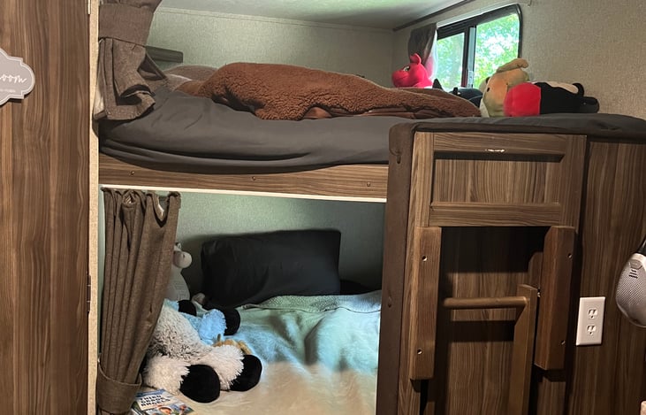 Full size bunks