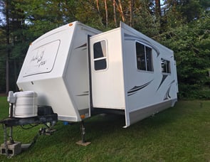 Northwood Arctic Fox 29V