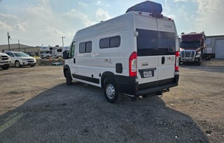 2022 Winnebago Solis Pocket 36A