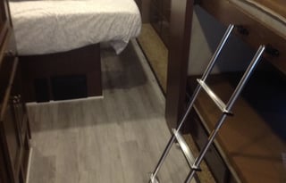 2018 Thor Motor Coach Windsport 34J