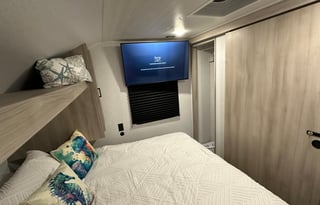 2025 Silver Lake 3250QB -King Master + 2ND Bedroom