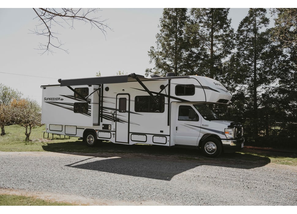 Class C Motor Home rentals in Sacramento
